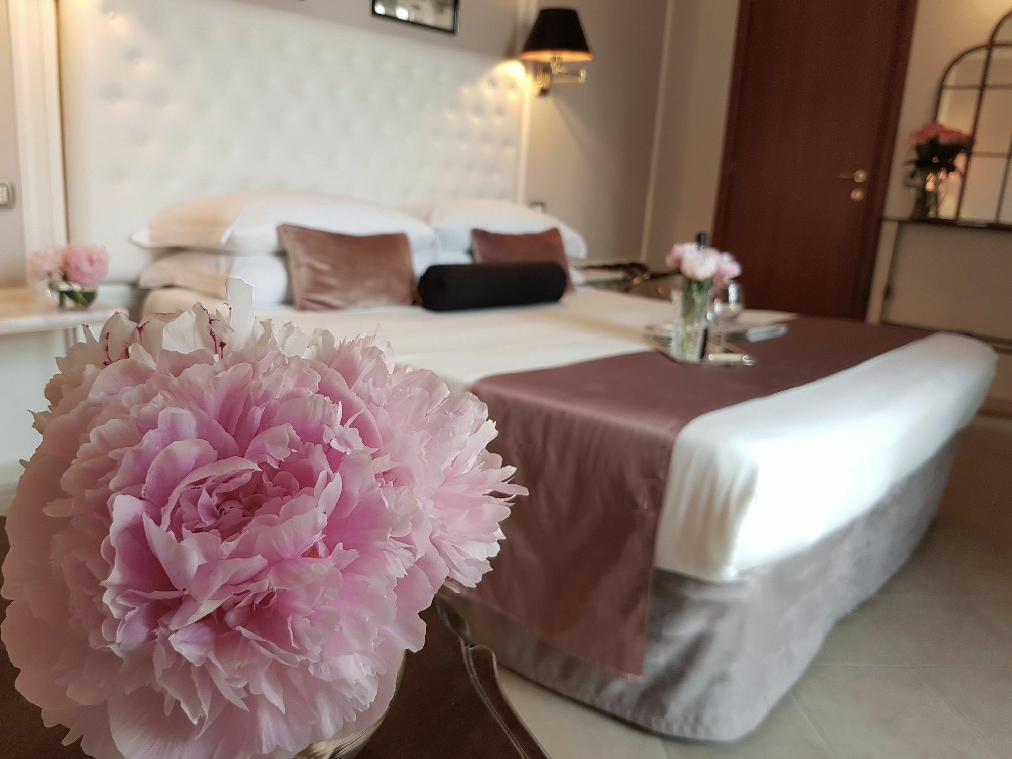 Althea Inn Roof Terrace โรม ภายนอก รูปภาพ